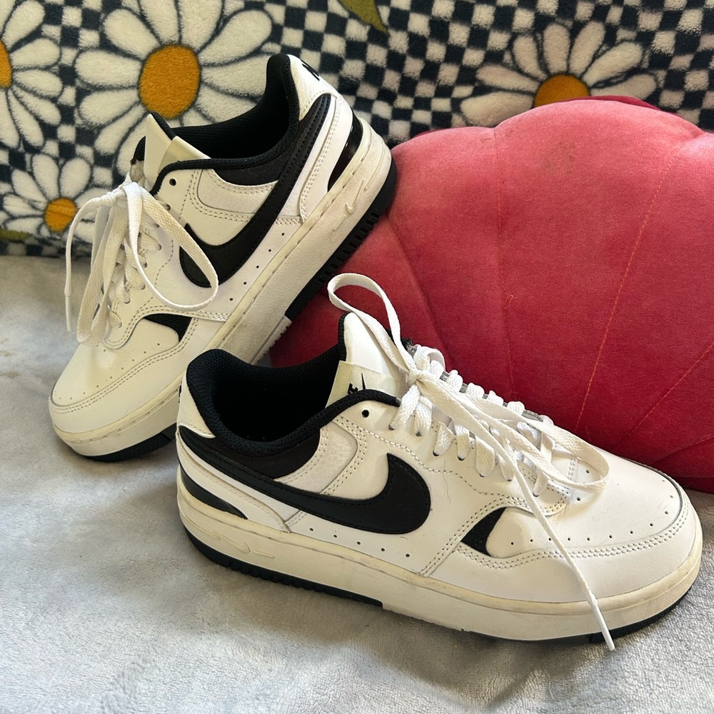 Nike Air Force